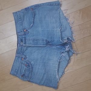 Levi's 501 Denim Shorts Button Fly size 26